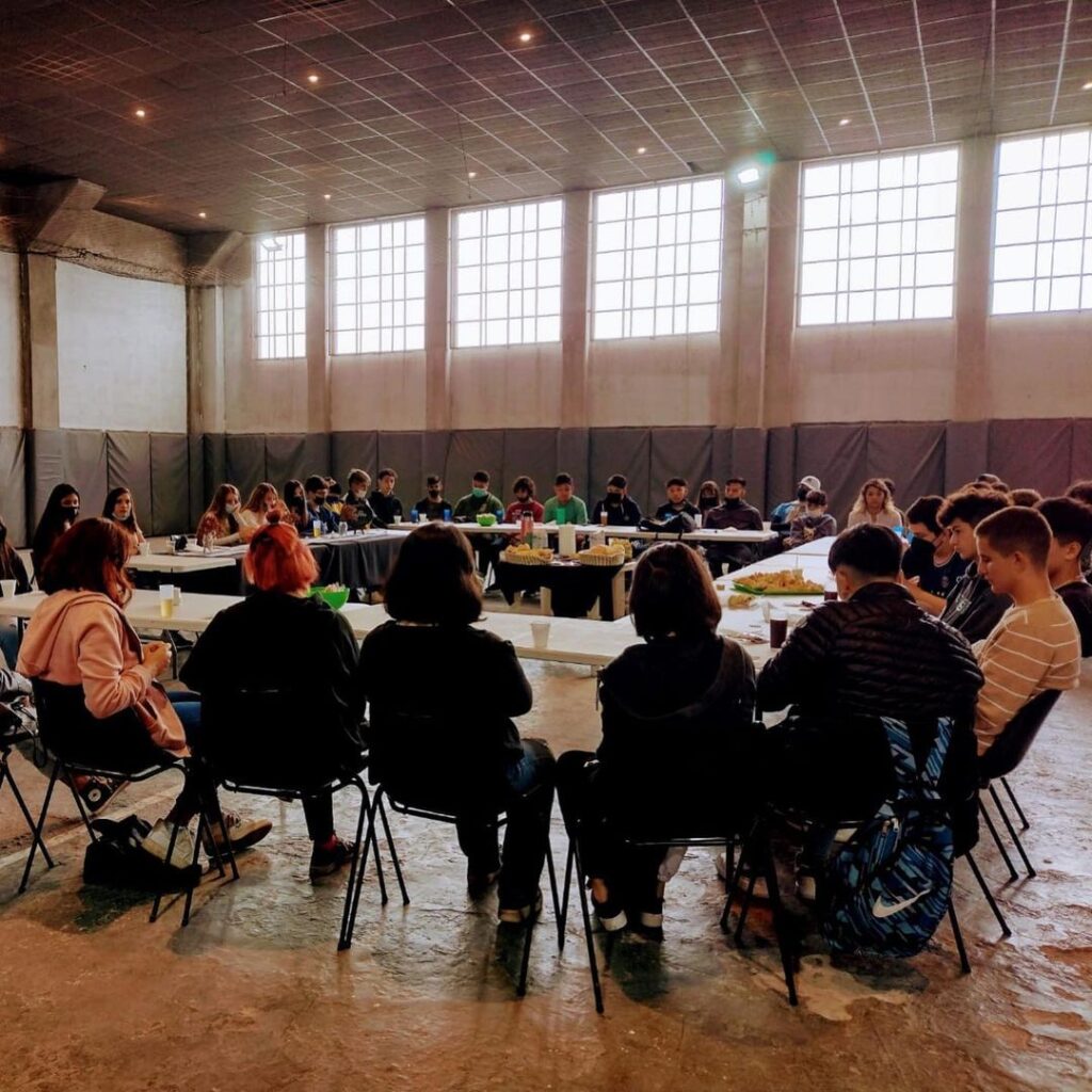 Adole iglesia avance cristiano_1